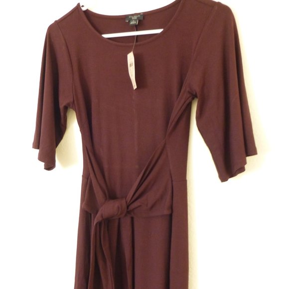 Ann Taylor Dresses & Skirts - Ann Taylor tie waist knit dress NWT